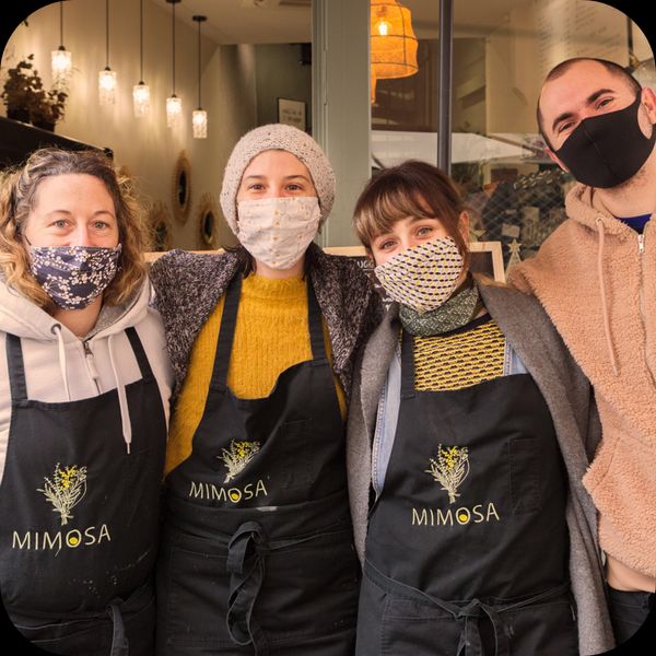 l'équipe de Mimosa en train de poser devant l'objectif